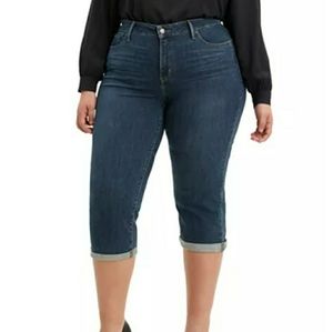 Levi Capri Jeans